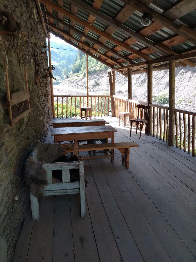 Raul Lushnu Darbaz Bed & Breakfast Mestia Ngoại thất bức ảnh