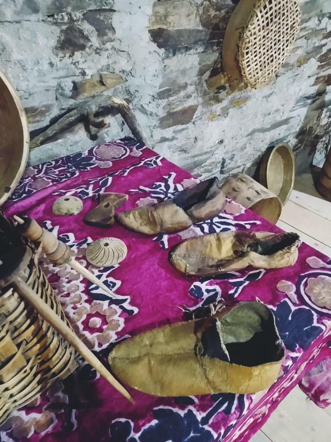 Raul Lushnu Darbaz Bed & Breakfast Mestia Ngoại thất bức ảnh