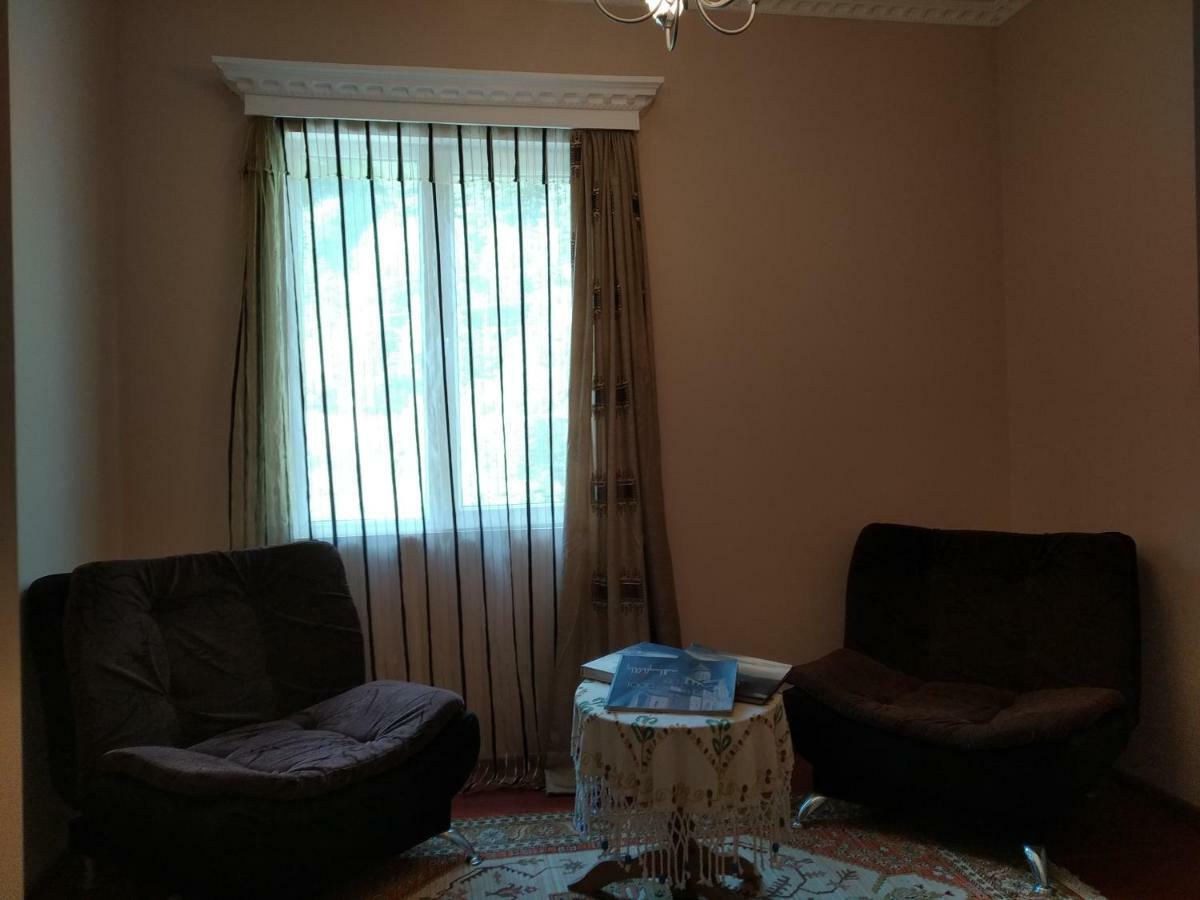 Raul Lushnu Darbaz Bed & Breakfast Mestia Ngoại thất bức ảnh
